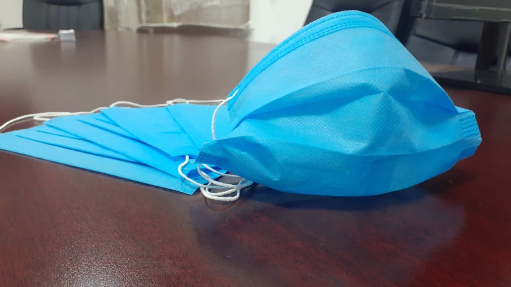 CUBREBOCAS TRICAPA PLISADO TERMOSELLADO (PAQ. CON 20)