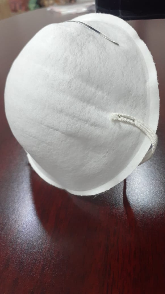 CUBREBOCAS DESECHABLE  TIPO CONCHA POLIESTER (PAQ. CON 10)